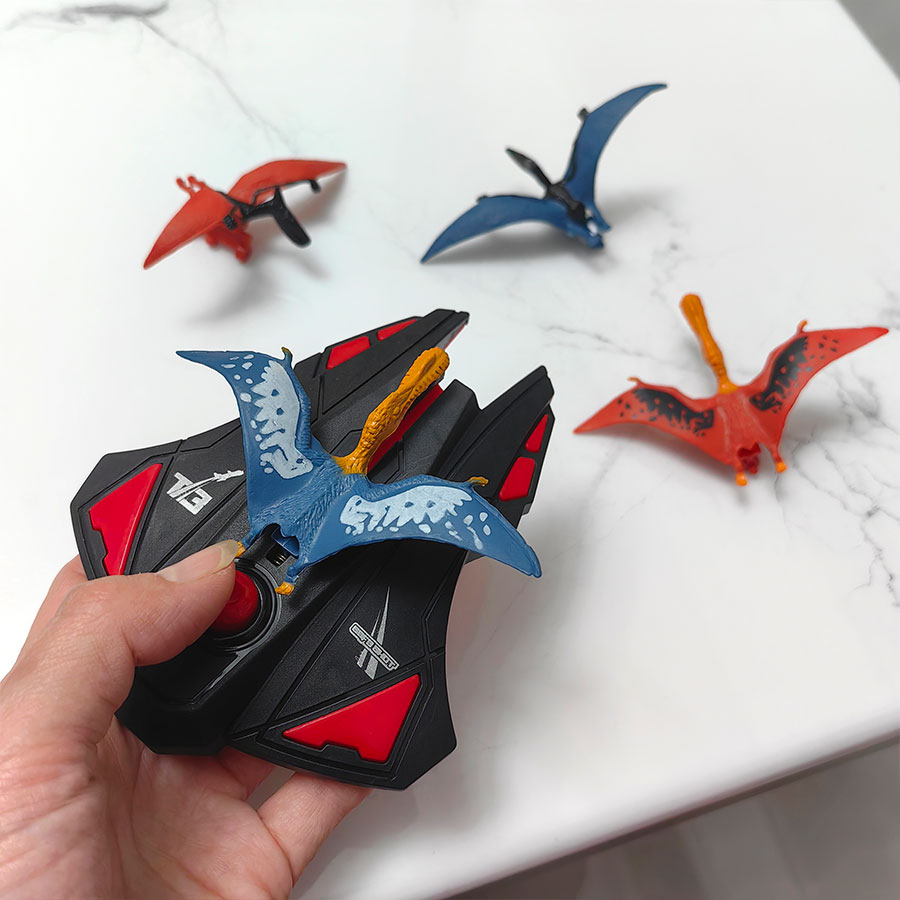 子供用射撃玩具、黒色ランチャー+4つのカタパルト恐竜。 子供 - Catapult Launcher Toy のレビューと価格